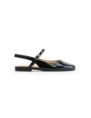 Zapato de piel para mujer