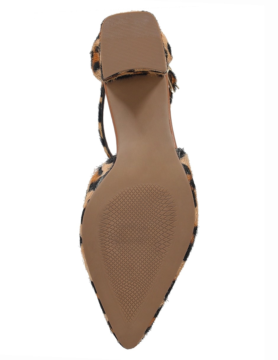 Zapatilla de piel 7