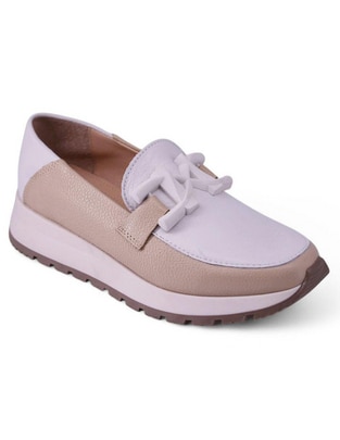 Zapato Zulia 02 de piel para mujer Zapato Zulia 02 de piel para mujer