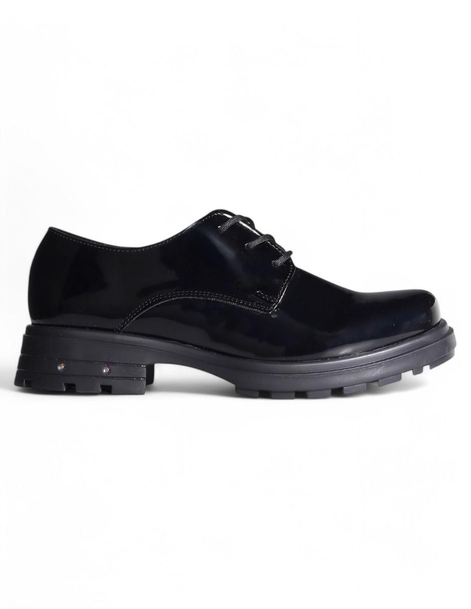 Mocasín Rbcollection de charol para mujer