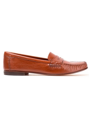 Zapato Jean Pierre de piel para mujer