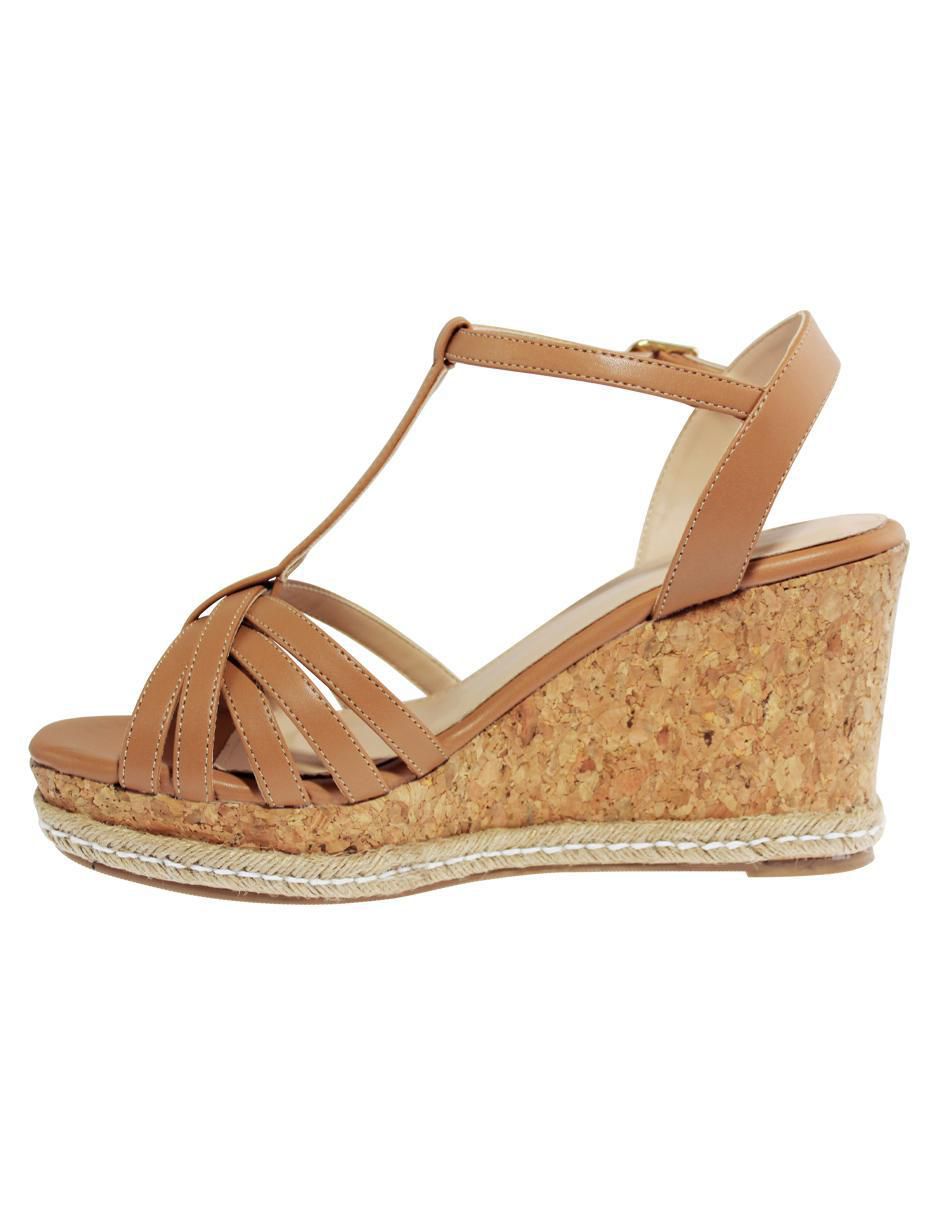 Zapato de piel para mujer