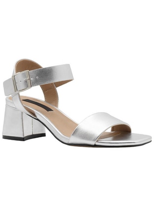 Sandalia Elegance para mujer Sandalia Elegance para mujer
