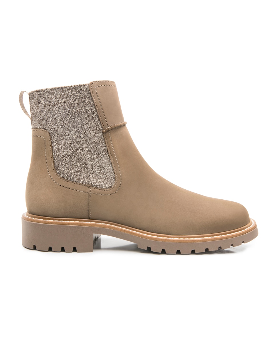 Botín arriba del tobillo Flexi casual de piel para mujer