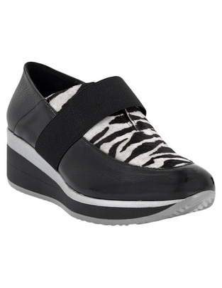 Zapato de piel para mujer Zapato de piel para mujer