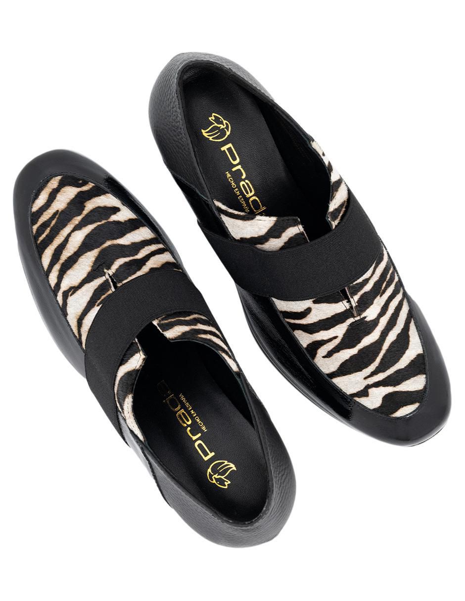 Zapato de piel para mujer
