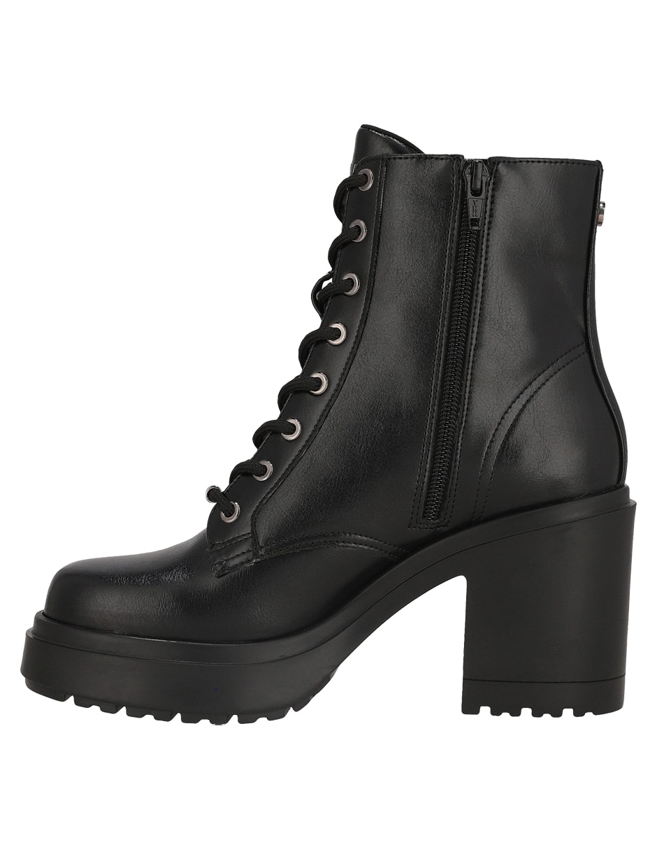 Bota arriba del tobillo Westies para mujer