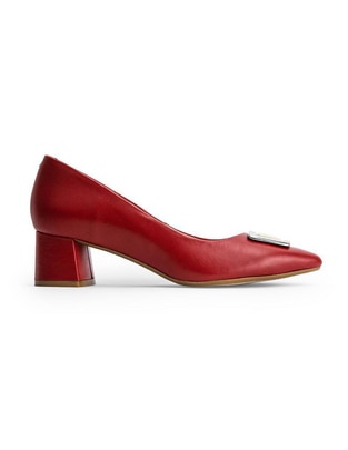 Zapatilla de piel Zapatilla de piel