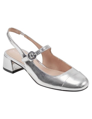 Zapatilla piel Marc Fisher Zapatilla piel Marc Fisher