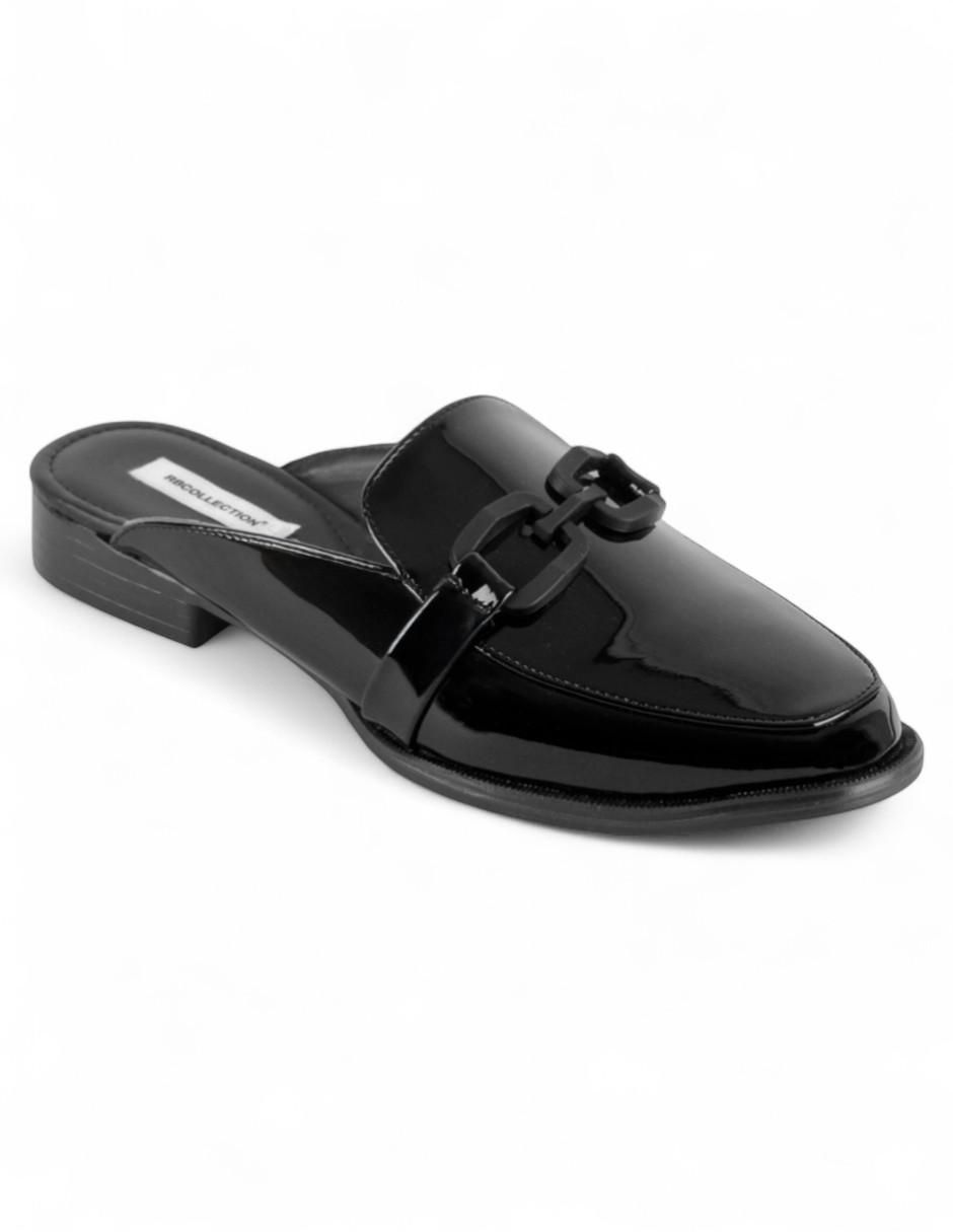 Zapato de charol para mujer