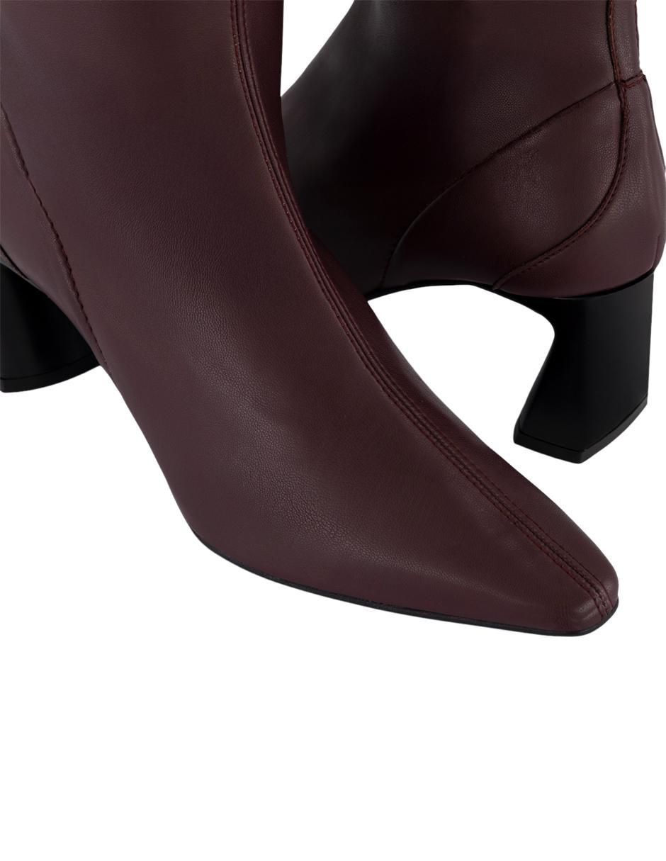 Bota abajo de la rodilla Prada para mujer