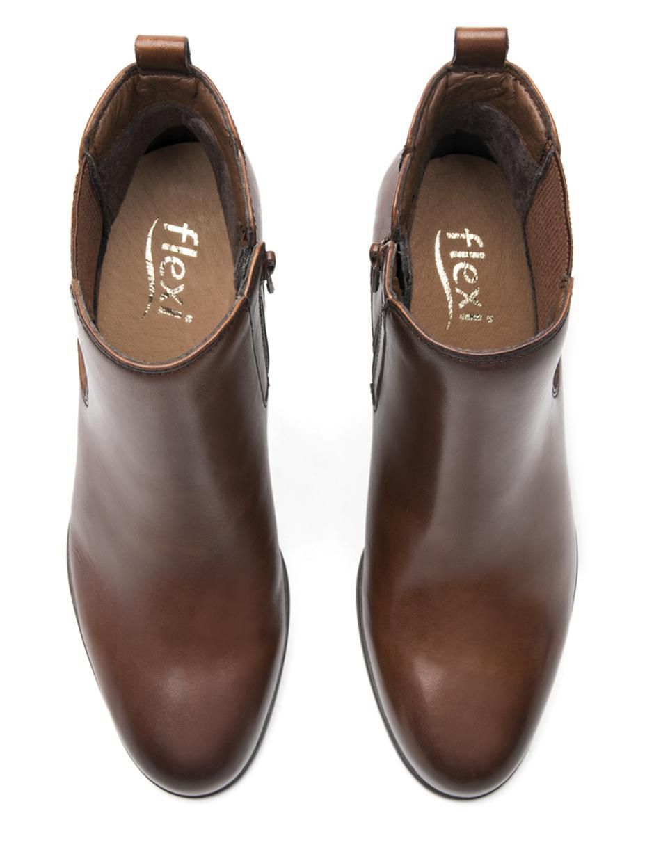 Bota arriba del tobillo Flexi de piel para mujer