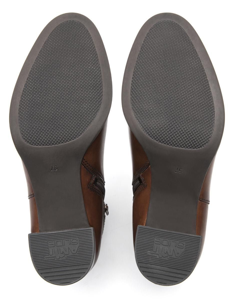 Bota arriba del tobillo Flexi de piel para mujer