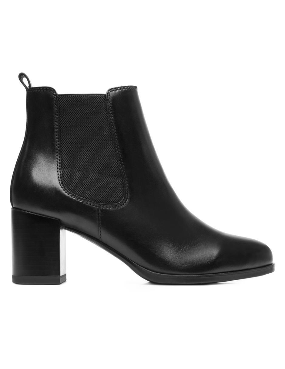 Bota arriba del tobillo Flexi de piel para mujer