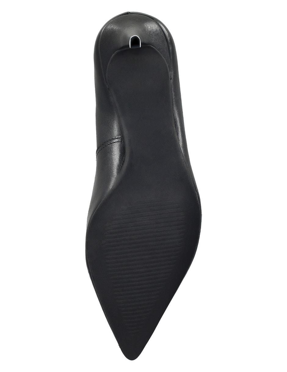 Zapatilla piel 2