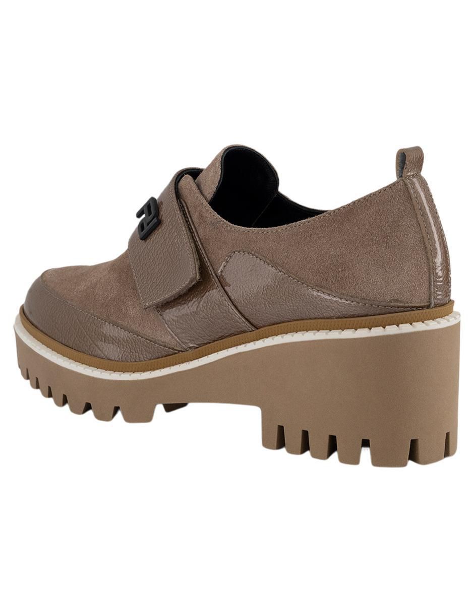 Zapato de piel para mujer 4