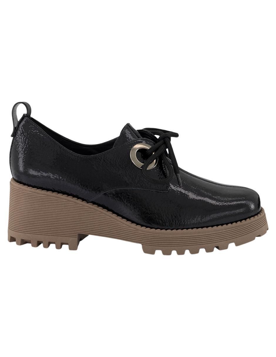 Zapato Prada de charol para mujer