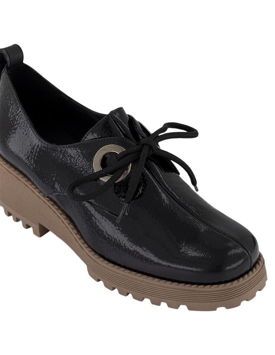 Zapato Prada de charol para mujer