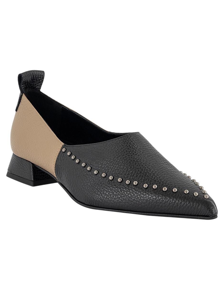 Zapato de piel para mujer