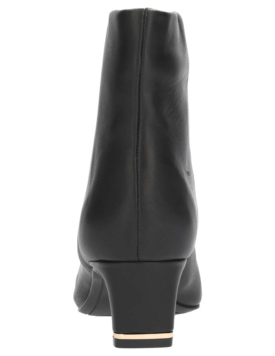 Botín arriba del tobillo Kenneth Cole de piel para mujer