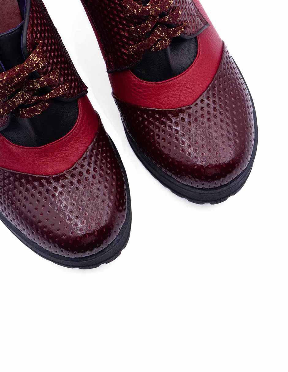 Zapato de piel para mujer