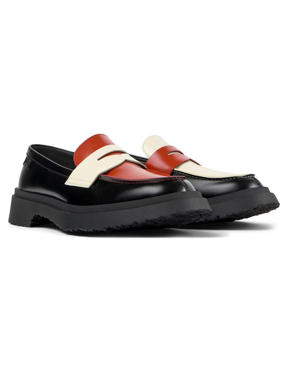 Zapato de piel para mujer