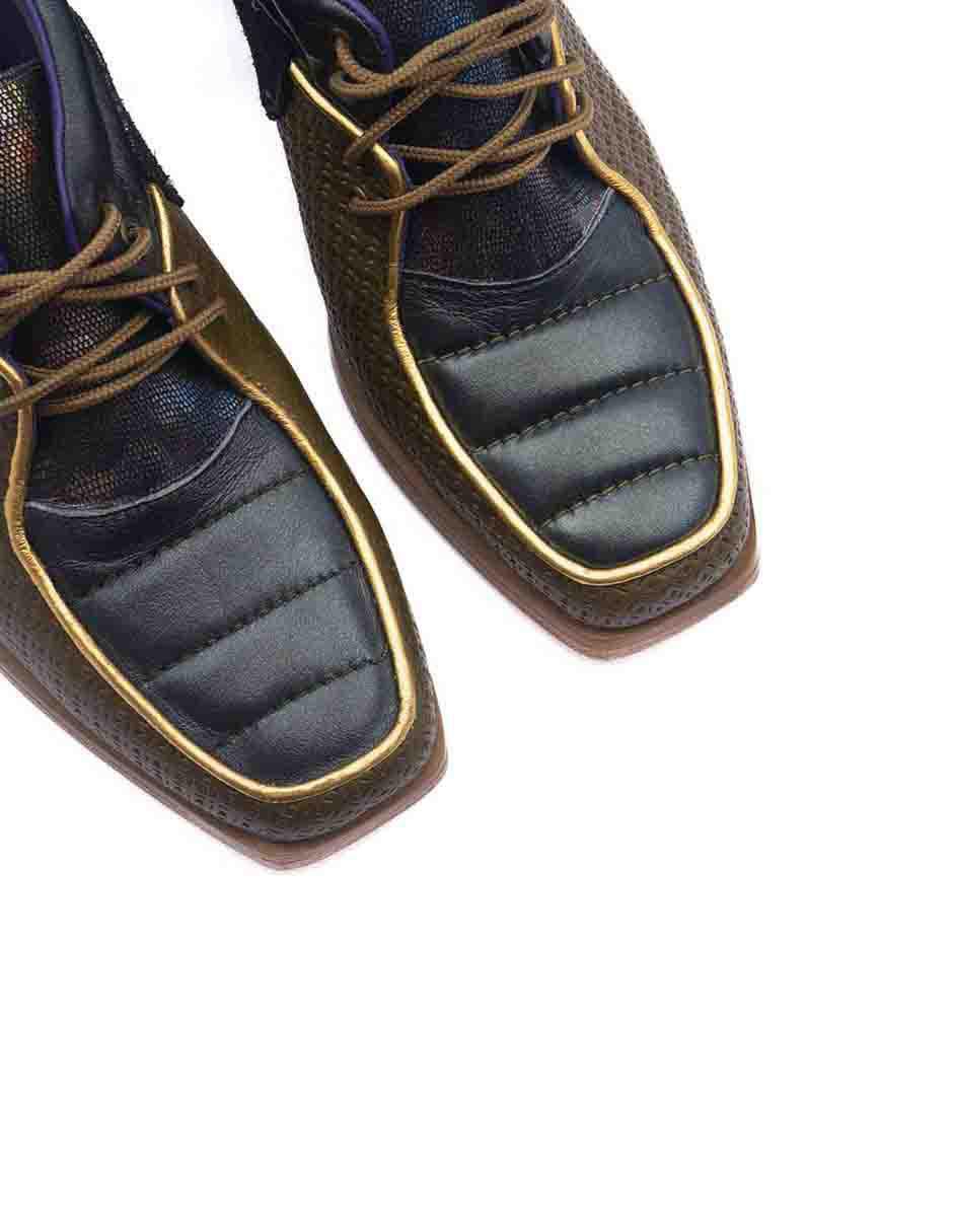 Zapato de piel para mujer