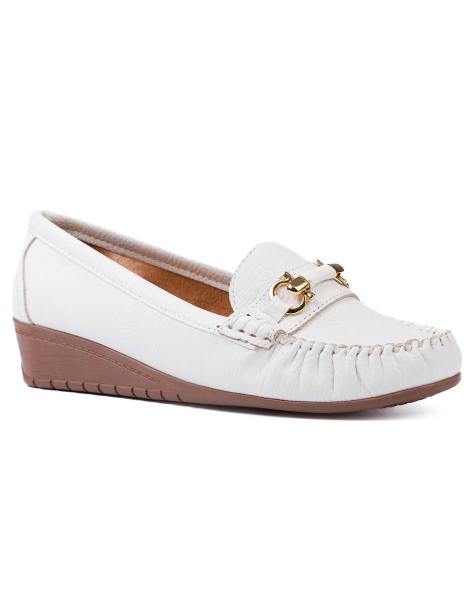 Zapato de piel para mujer