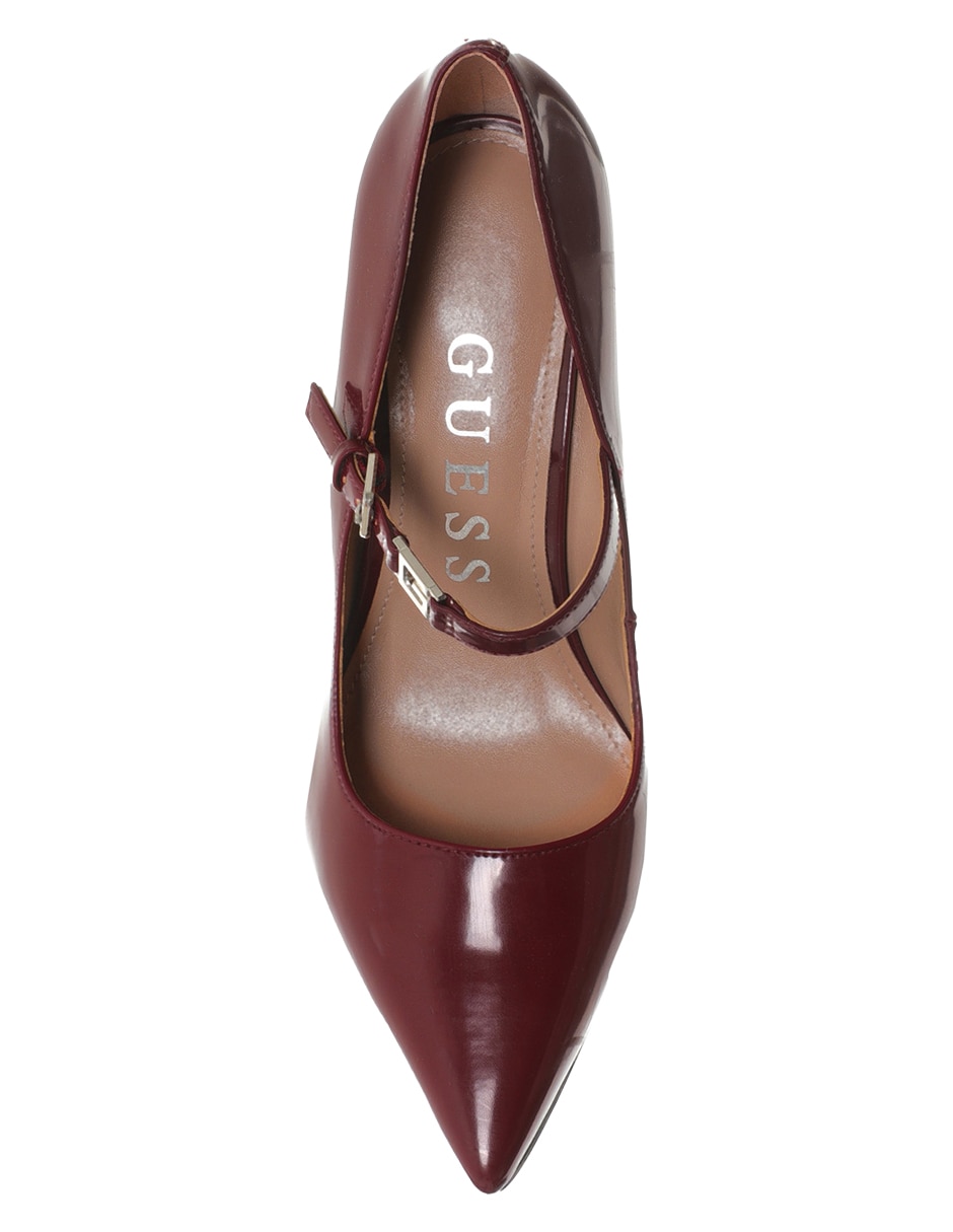 Zapatilla guess