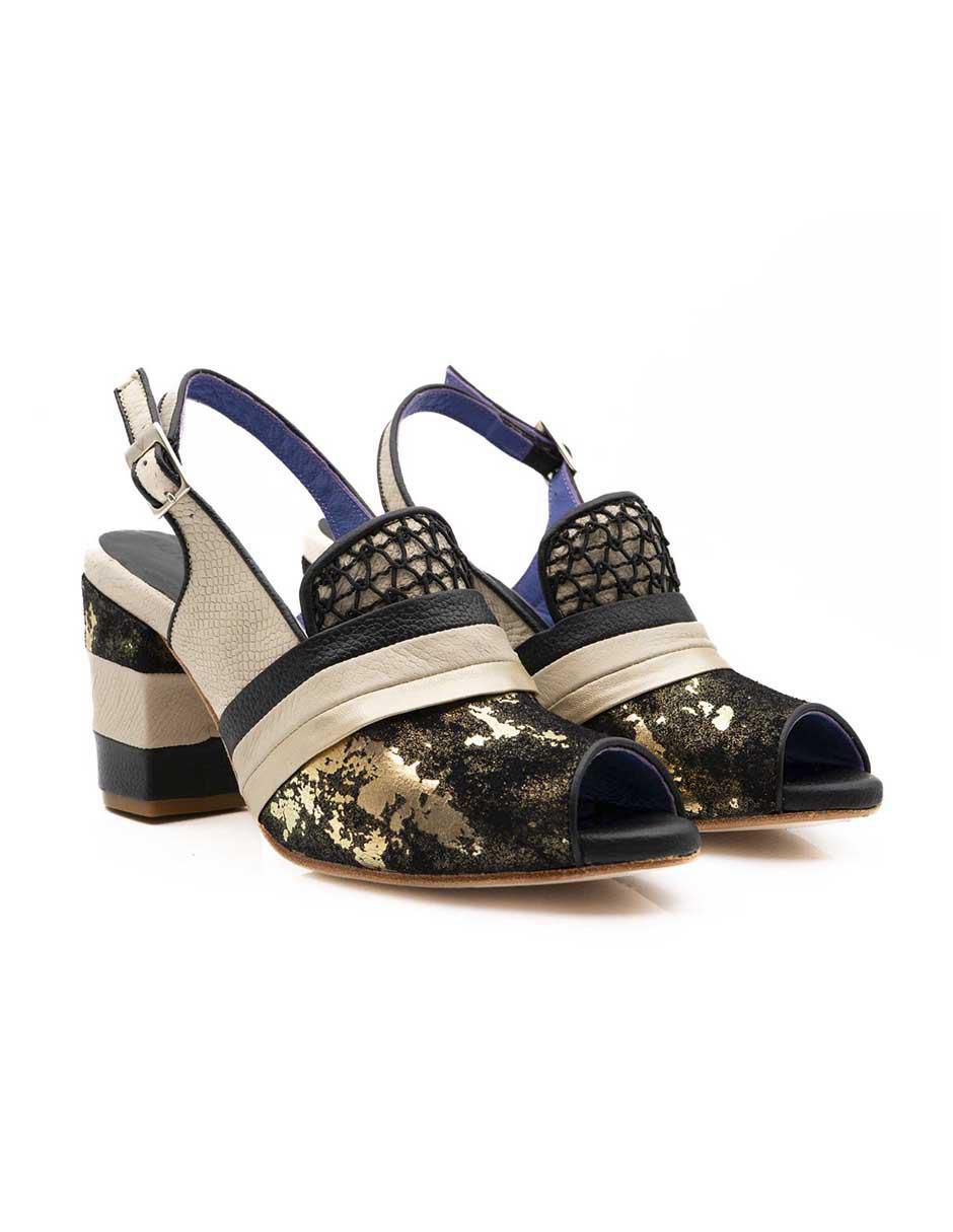 Zapato de piel para mujer