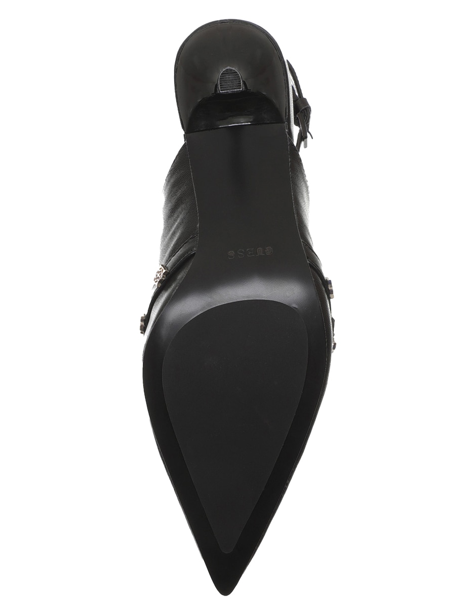 Zapatilla de piel 6