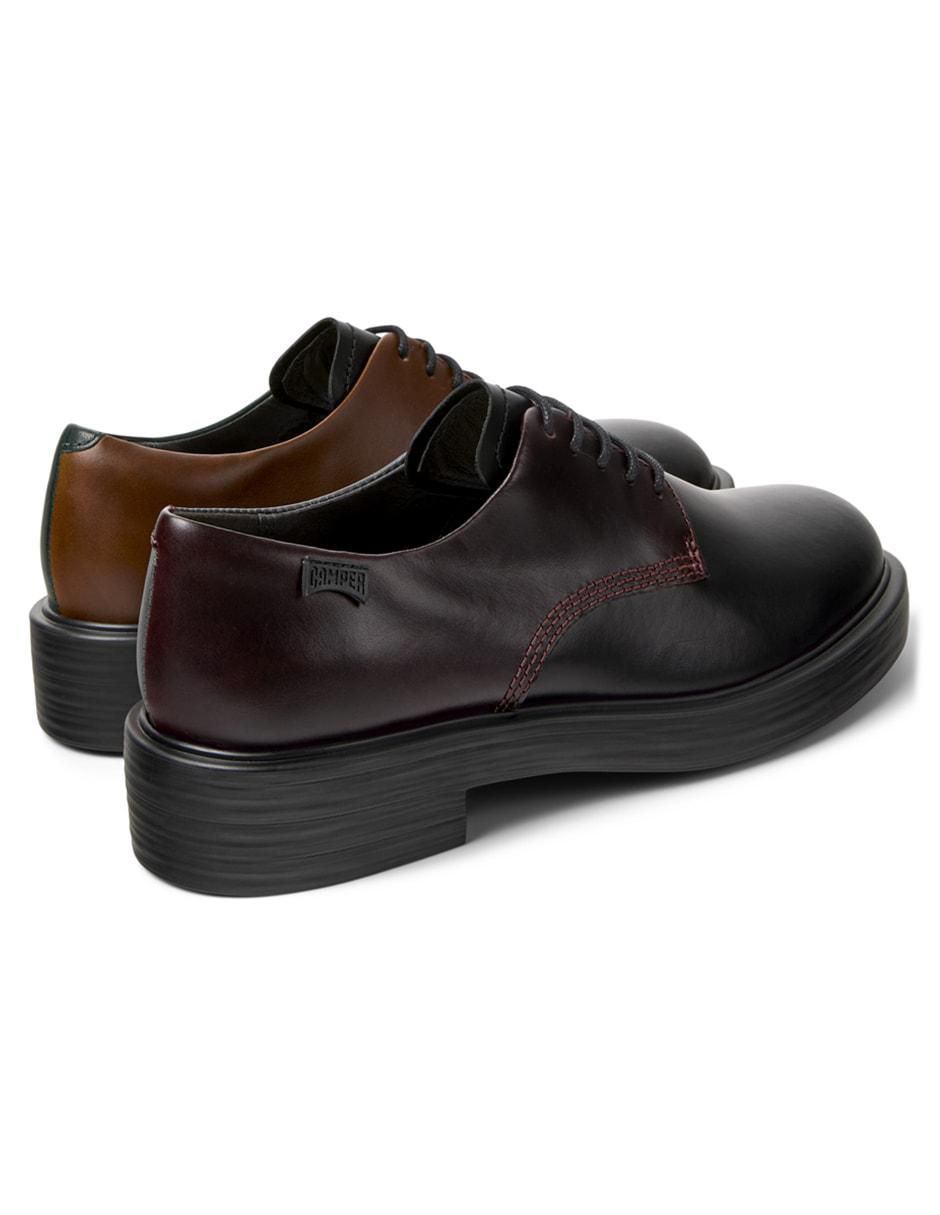 Zapato de piel para mujer