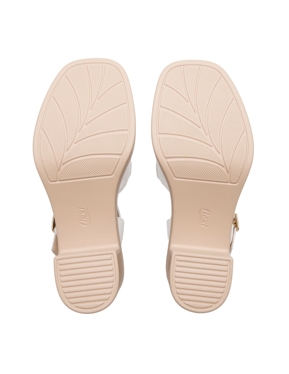 Sandalia para mujer 9
