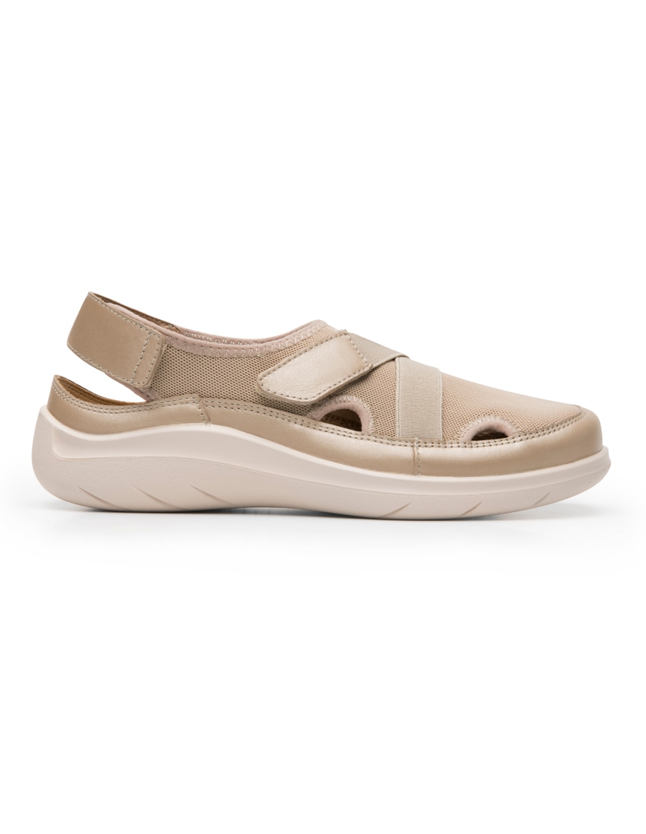 Zapato de piel para mujer 11