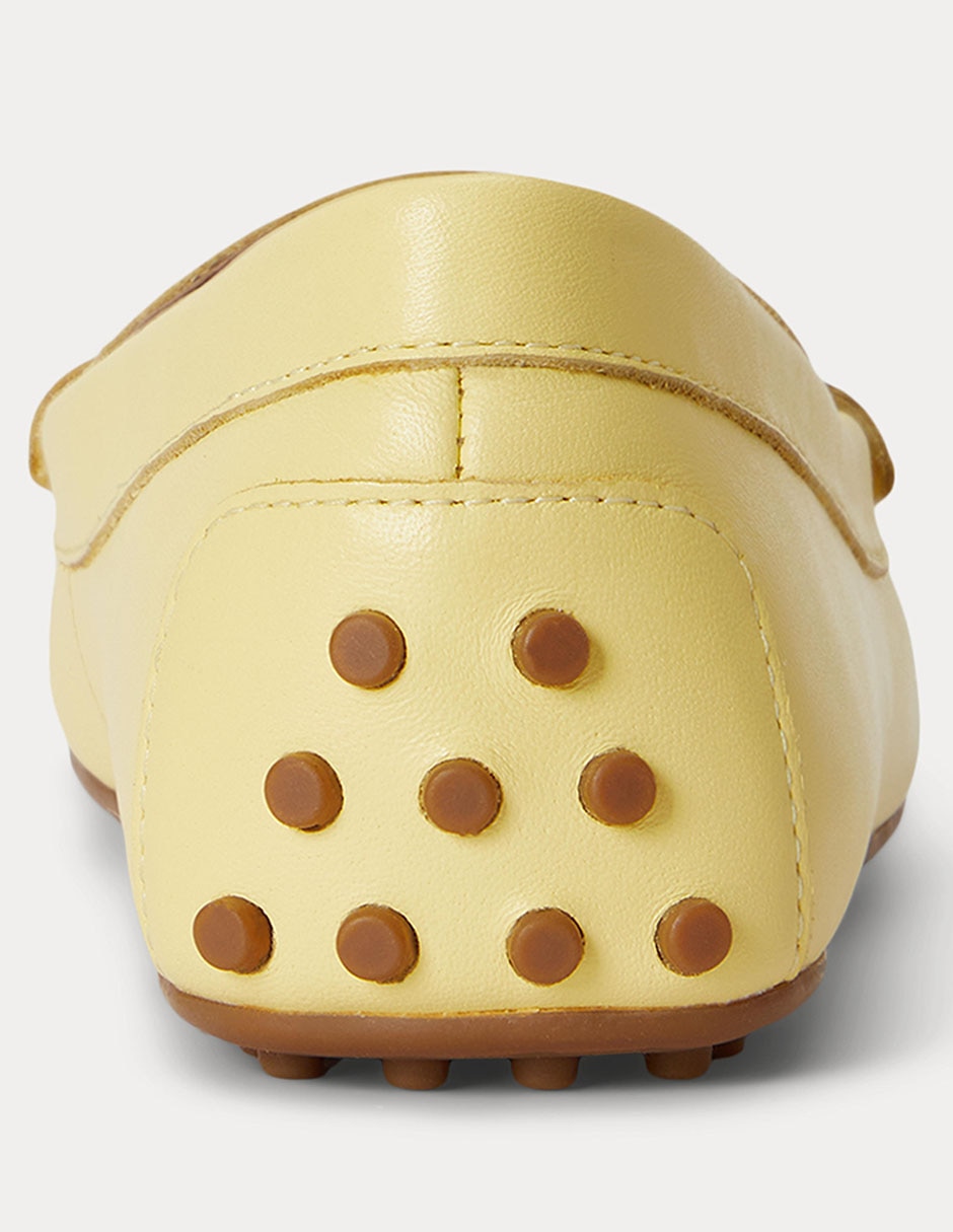 Mocasín de piel para mujer