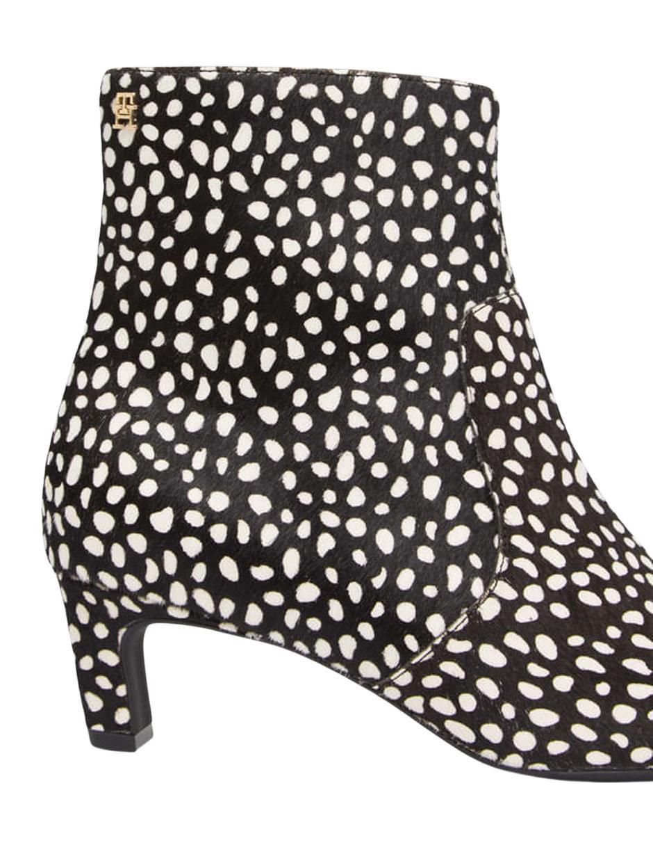 Bota arriba del tobillo de piel para mujer 6