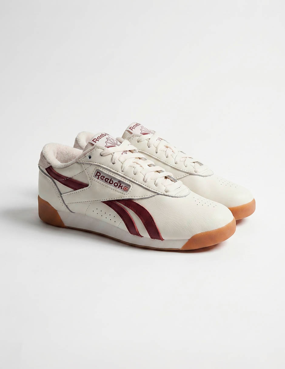 Tenis reebok freestyle lo para mujer