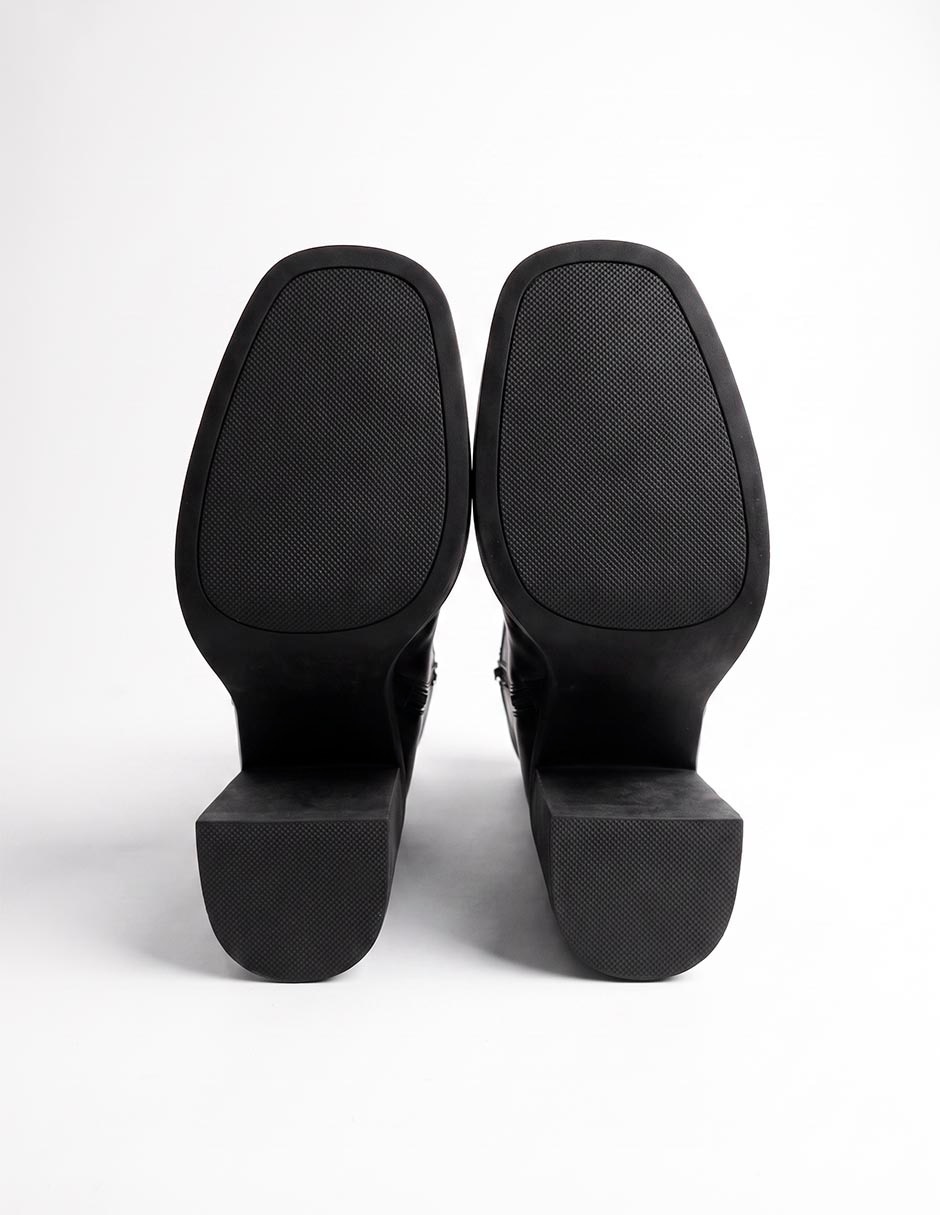 Bota arriba del tobillo para mujer 4