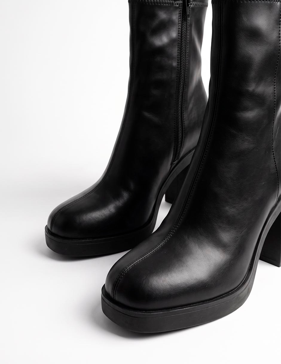 Bota arriba del tobillo para mujer 5