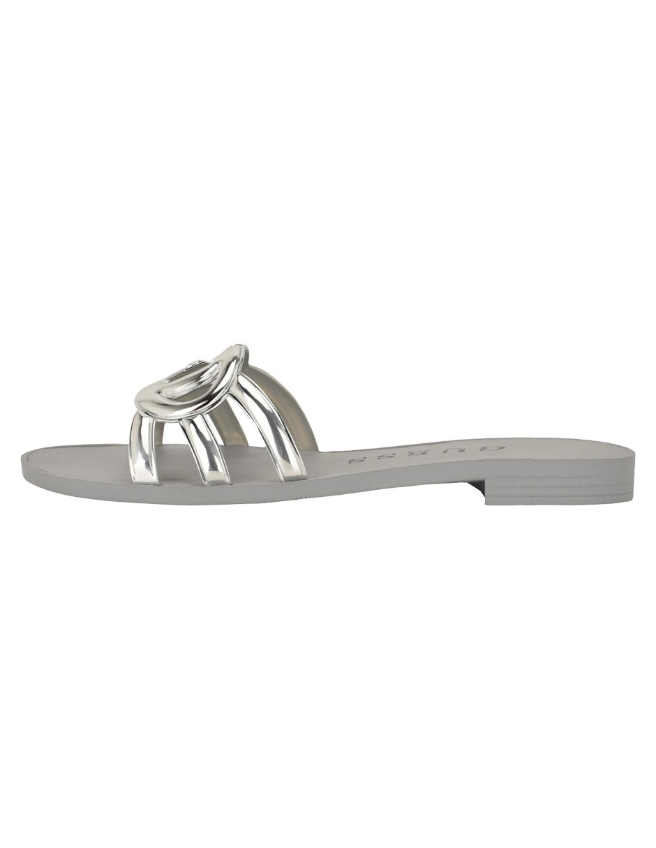 Sandalia plana Guess para mujer