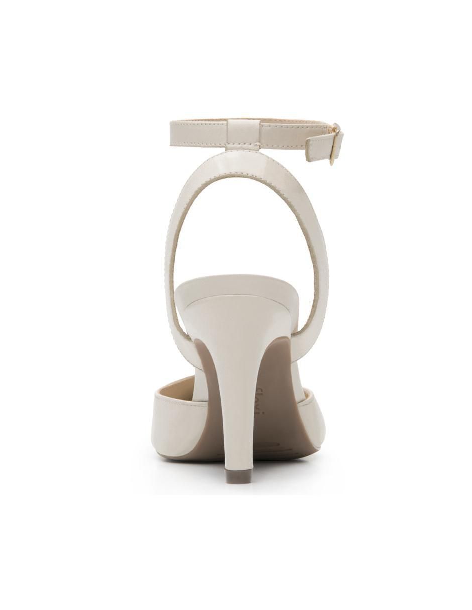 Zapatilla de piel 2