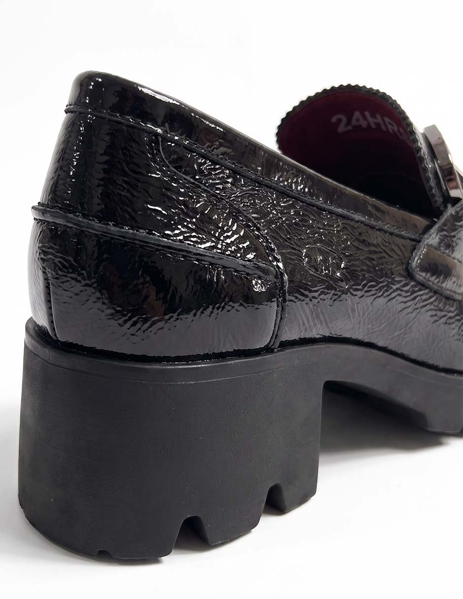 Zapatilla de piel 5