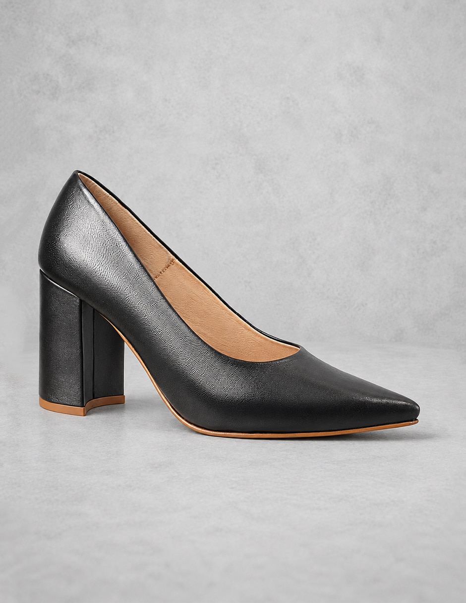 Zapatilla de piel 2