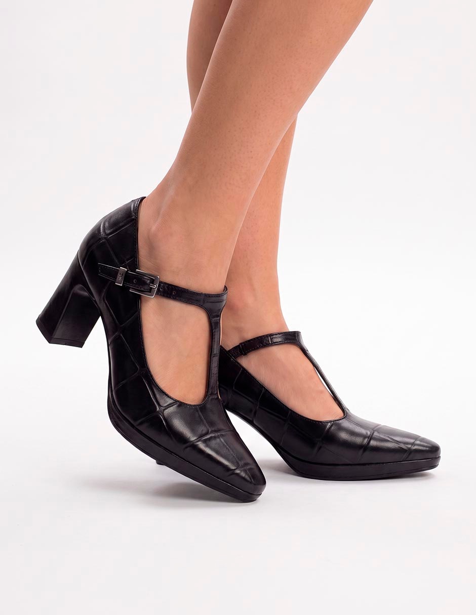 Zapatilla de piel hispanitas 2