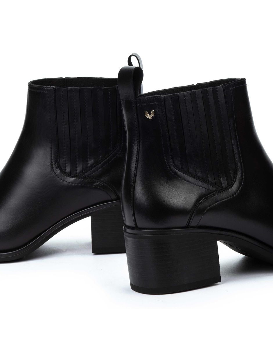 Bota media pierna de cuero para mujer