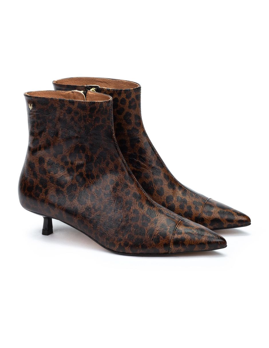 Bota media pierna de cuero para mujer