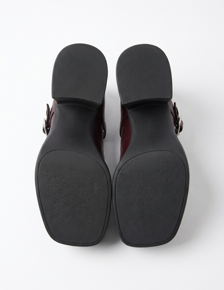 Zapatilla de piel 4