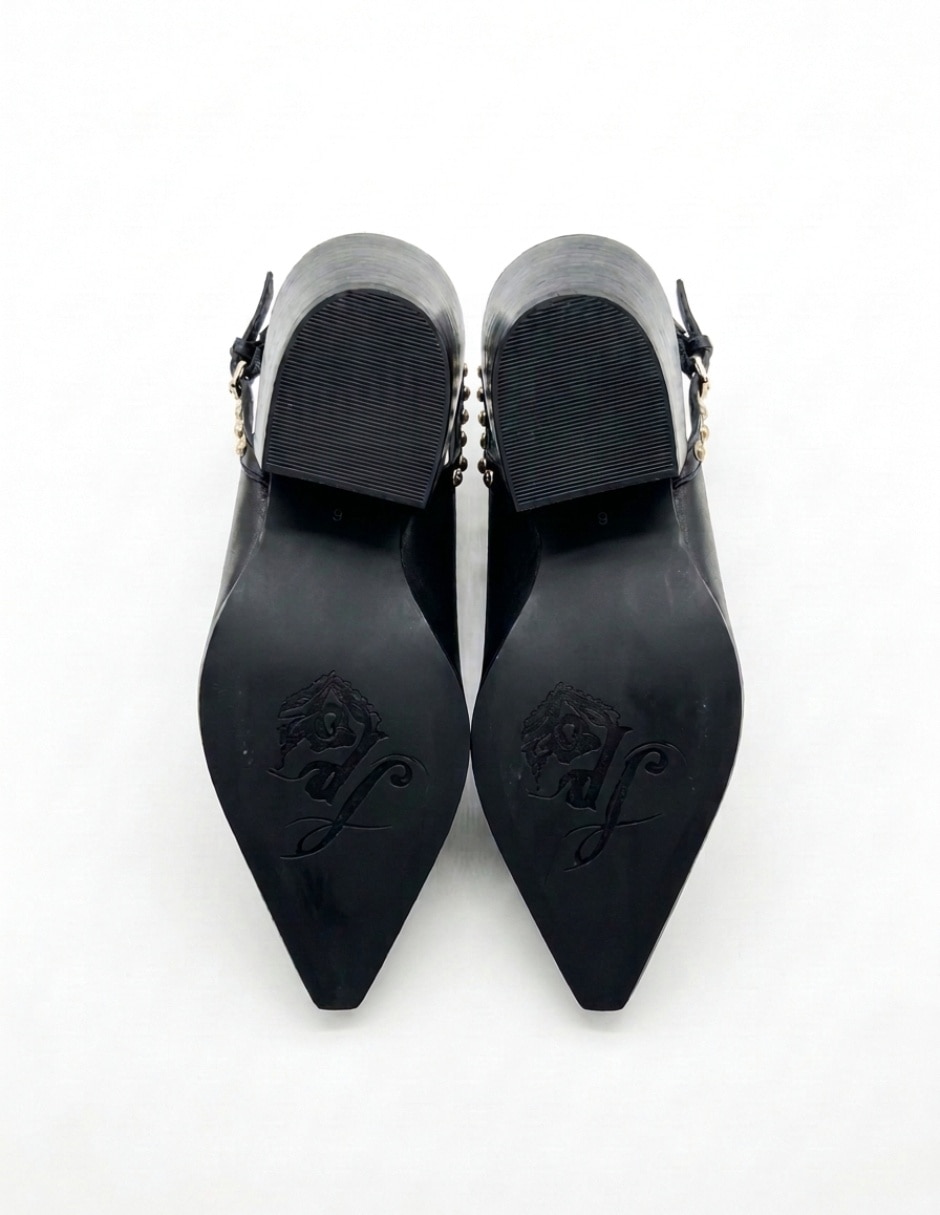 Zapatilla de piel 4