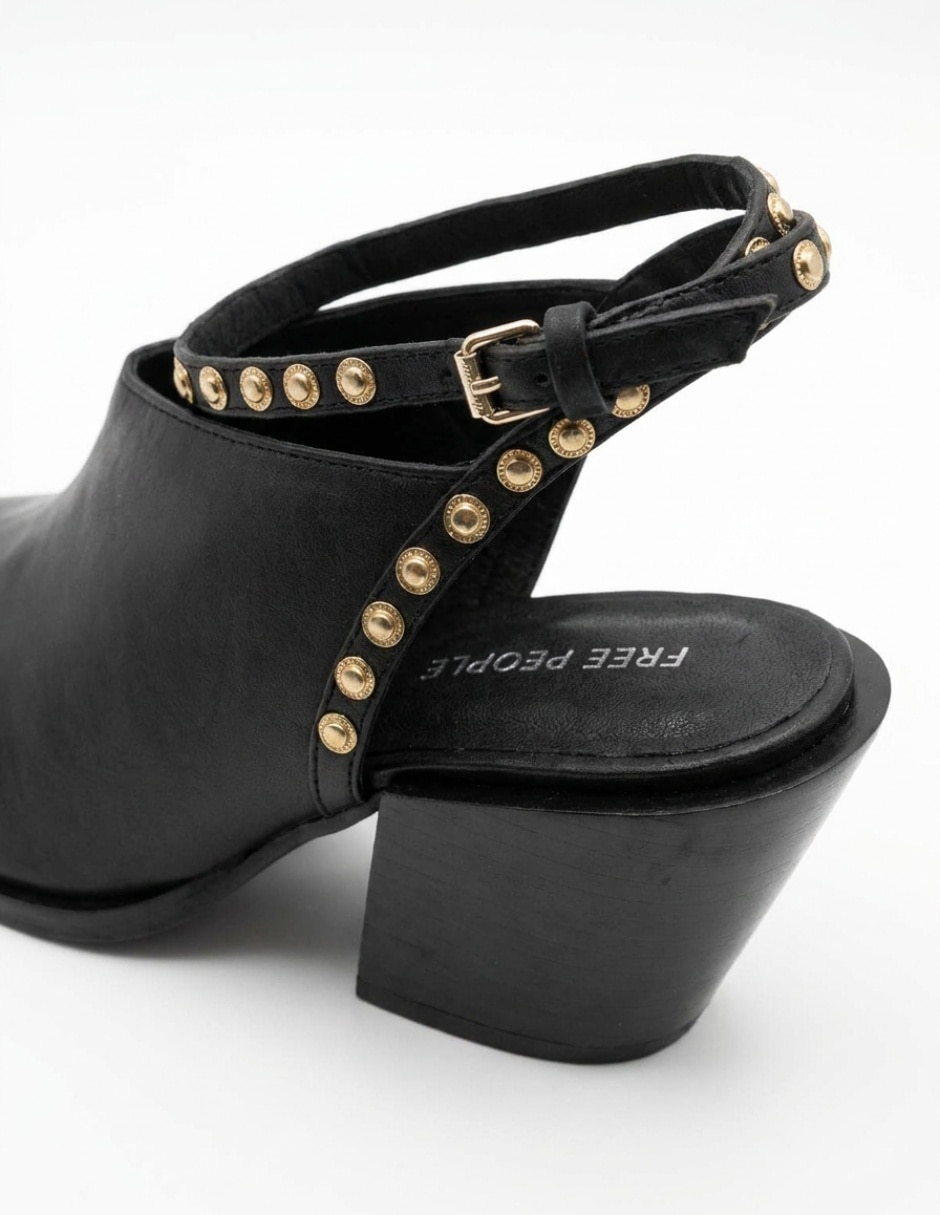 Zapatilla de piel 5