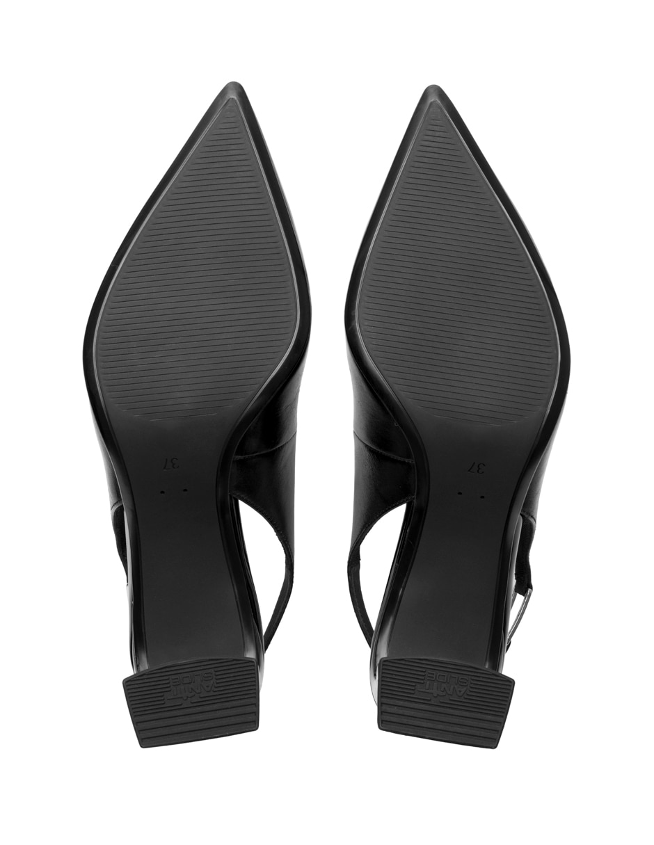 Zapatilla de piel 8